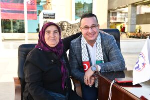 ‘BU MAKAM ODASININ DUVARI SEVGİ, KAPISI HOŞ MUHABBET’