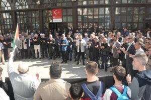 FİLİSTİN İÇİN ‘KIYAM’ VAKTİ