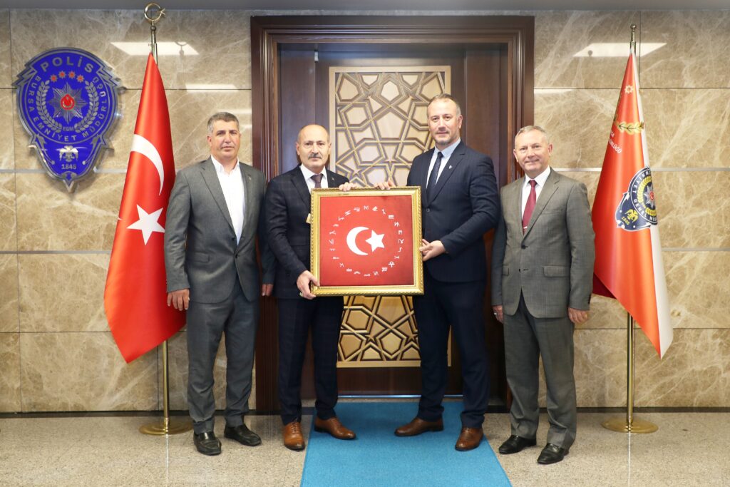 MHP’DEN BURSA EMNİYET MÜDÜRÜ’NE ZİYARET