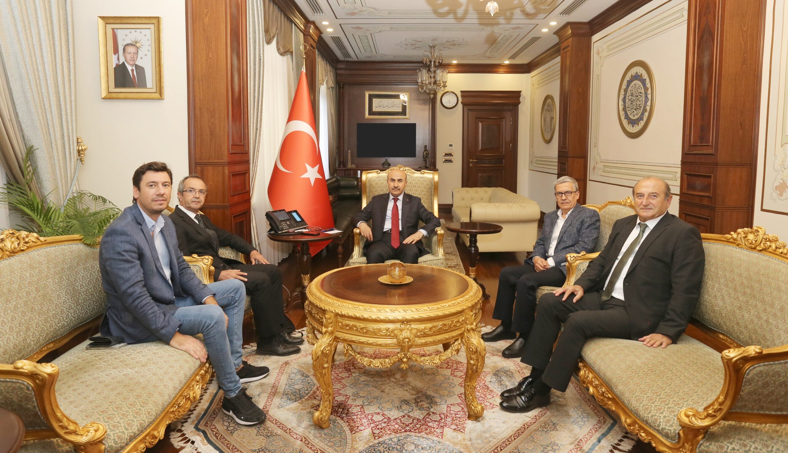 OSB YÖNETİMİNDEN YENİ VALİ’YE ZİYARET