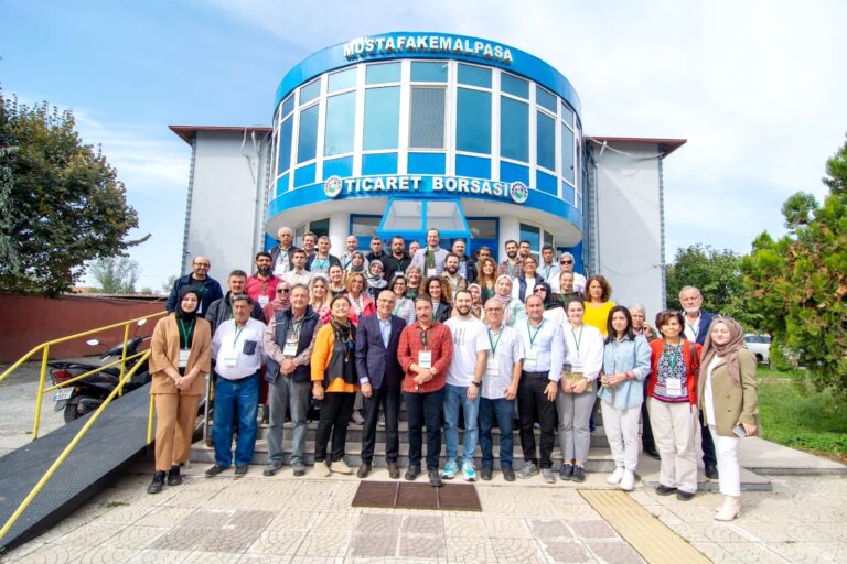 TIBBİ VE AROMATİK BİTKİ SEKTÖRÜ TİCARET BORSASI’NDA BULUŞTU