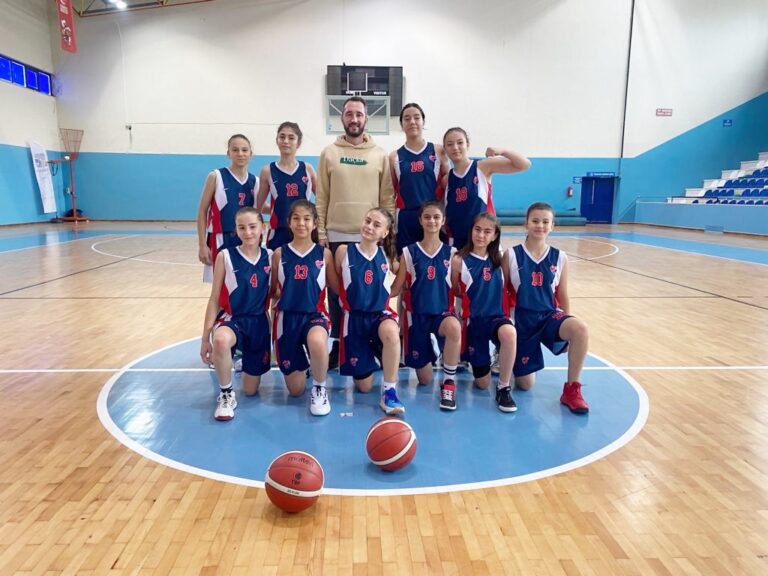 PAŞA’NIN KIZLARI FİNAL YOLUNDA