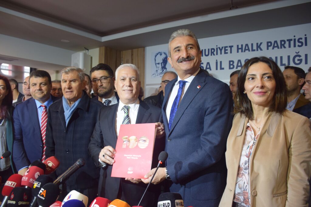 CHP BURSA’DA MUSTAFA BOZBEY HEYECANI