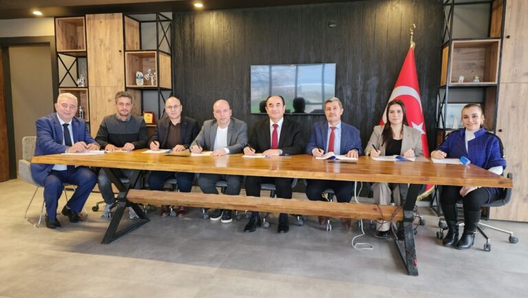 EĞİTİMDE ÖRNEK İMZA