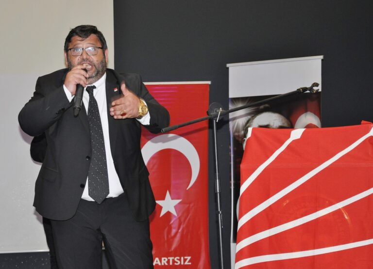 KURU, CHP BAŞKANLIĞI’NDAN İSTİFA ETTİ