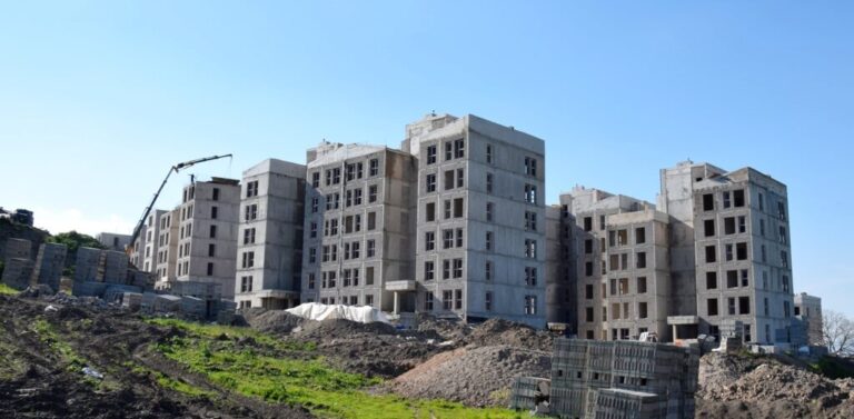 LALAŞAHİN TOKİ’DE YENİ KARAR