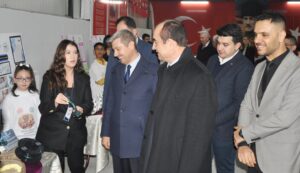 ÖZEL ÖĞRENCİLERDEN BİLİM SERGİSİ