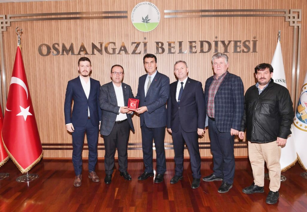 PAŞADER’DEN DÜNDAR’A ZİYARET