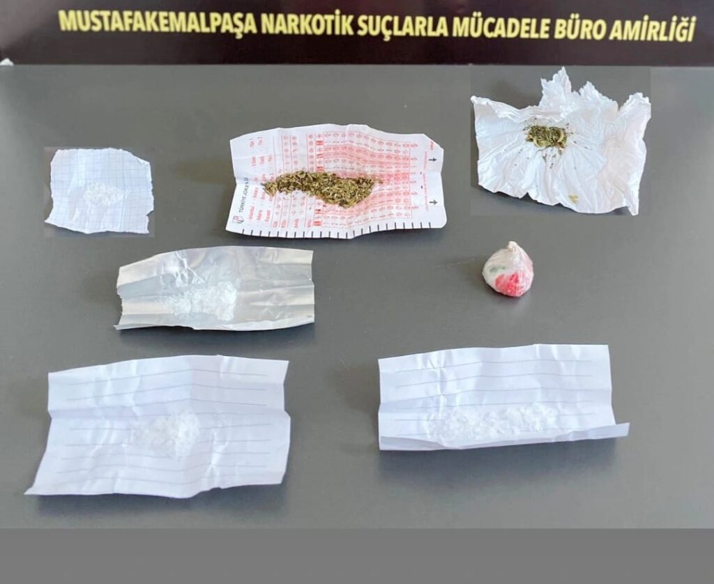 POLİSTEN SIKI TAKİP