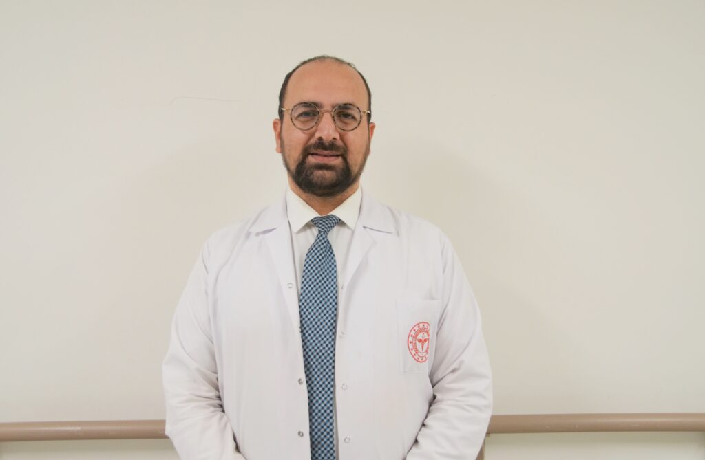 ‘KAN ŞEKERİNİZİ MUTLAKA DÜZENLİ ÖLÇTÜRÜN’