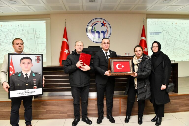 GENÇ ŞEHİDE DUYGULANDIRAN VEFA