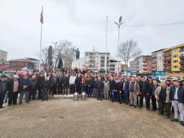 ÜRETİCİLERDEN SÜT FİYATINA TEPKİ