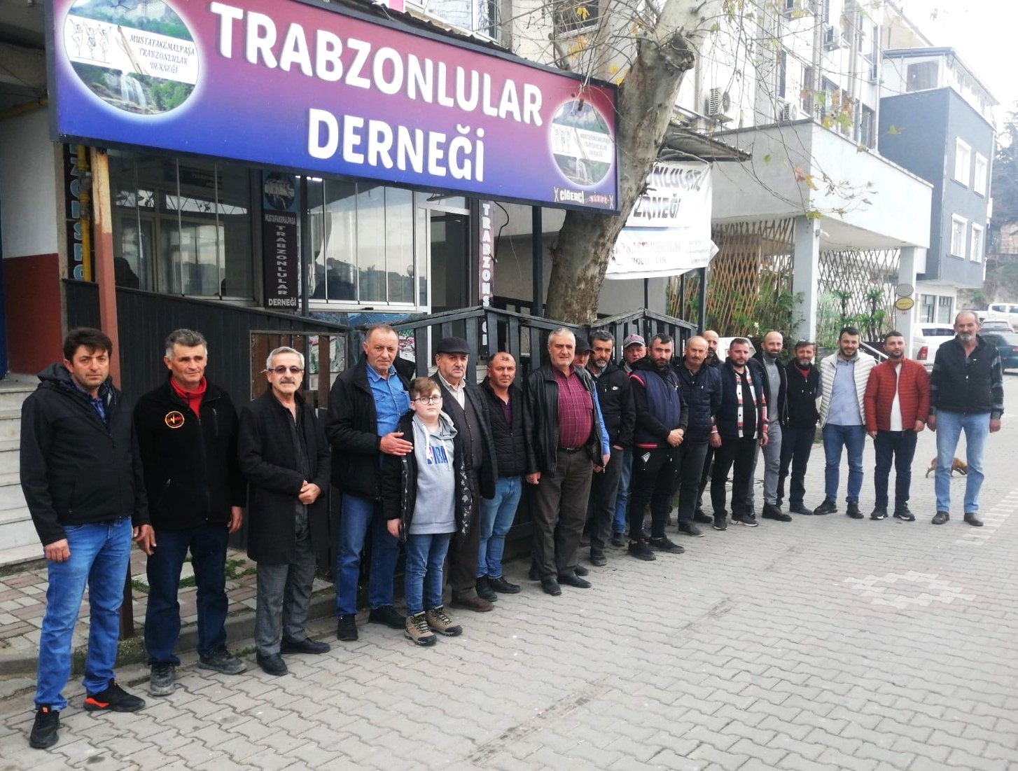 TRABZONLULAR’DAN BAŞKAN KANAR’A DESTEK