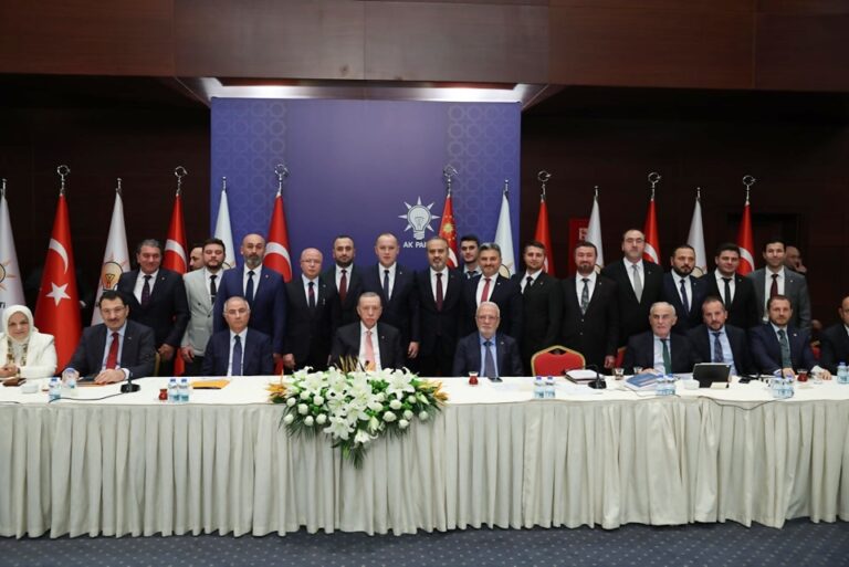 ‘DEDİKODUYA AYIRACAK ZAMANIMIZ YOK’