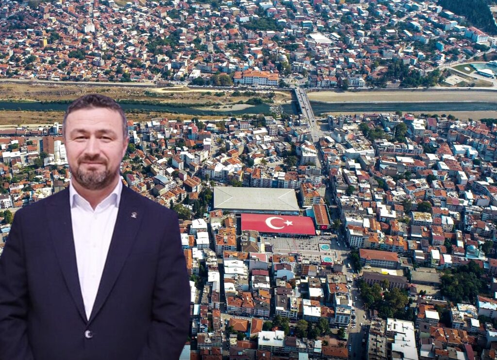 ‘İTTİFAKIMIZI ÇAMUR ZİHNİYETLERE YEDİRMEYİZ’