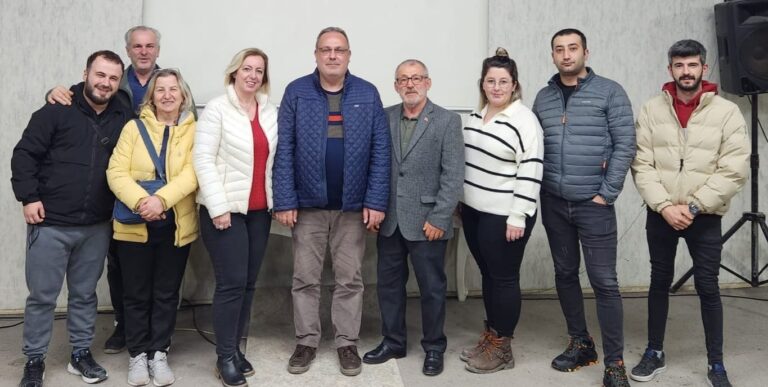 ‘TEK İŞİMİZ ‘CUMHURİYET’