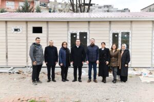 OTİZMLİ BİREYLER GÜLÜMSEYECEK