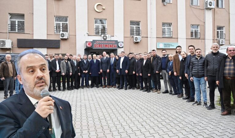 ‘ALGI DEĞİL HİZMET PEŞİNDEYİZ’