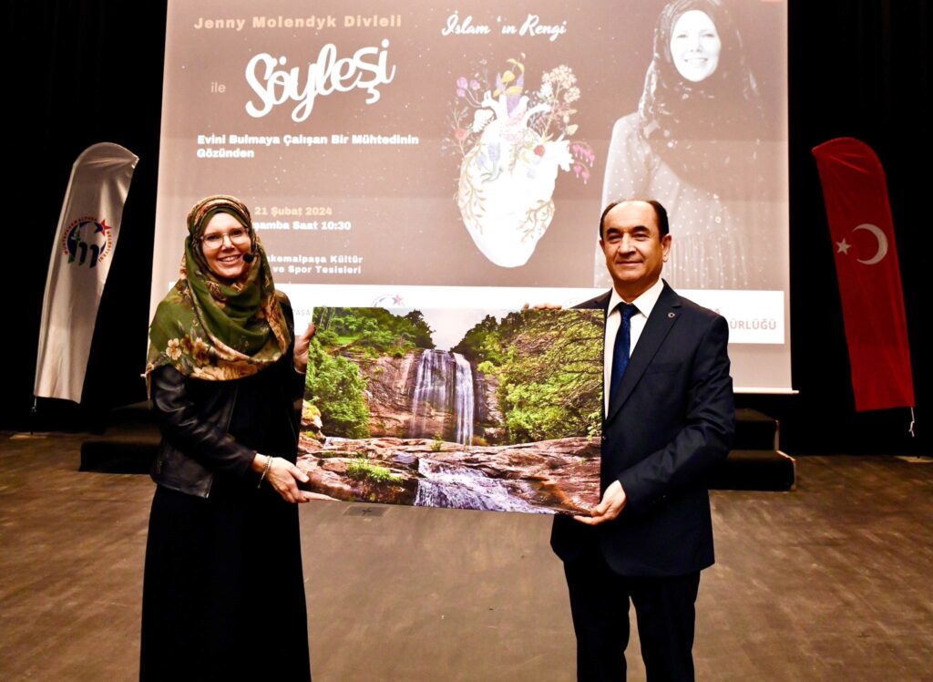 ‘ARADIKLARIMI İSLAM’DA BULDUM’