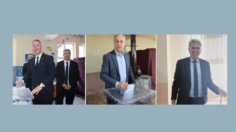 BAŞKAN ADAYLARI SANDIK BAŞINDA