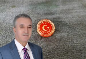 FOTOĞRAFÇI KAMİL, VIRACA MUHTARLIĞI’NA ADAY