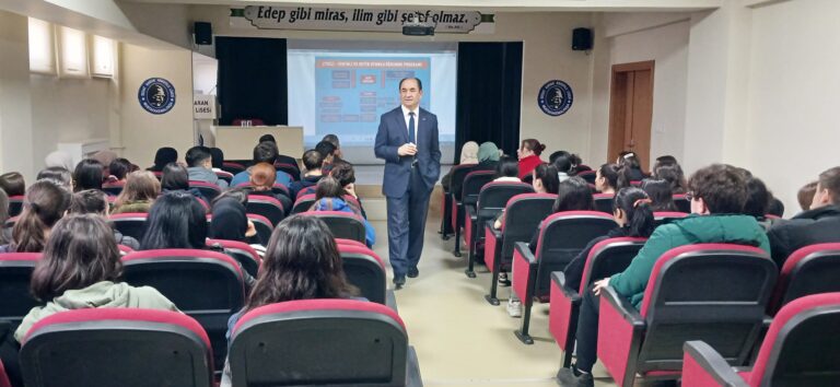 KAYMAKAM’DAN ÜNİVERSİTE ADAYLARINA TAVSİYELER