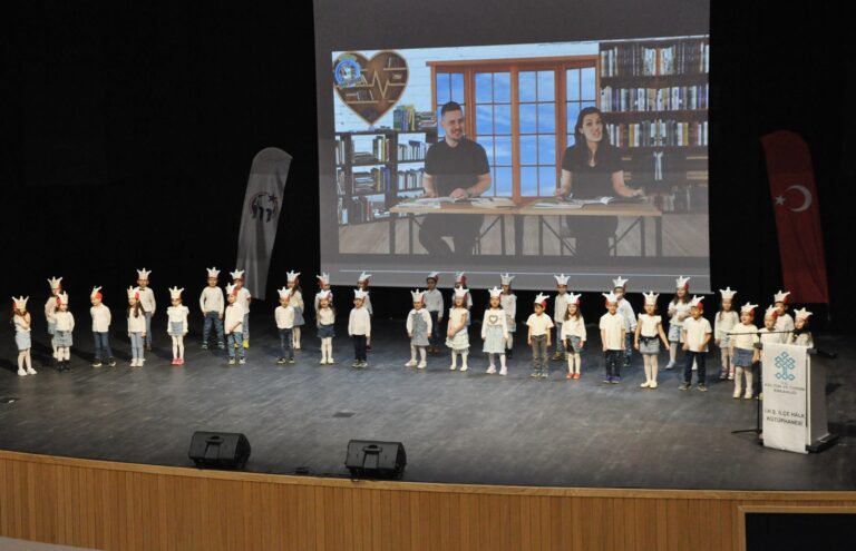 KÜTÜPHANE HAFTASI’NA 60. YIL KUTLAMASI