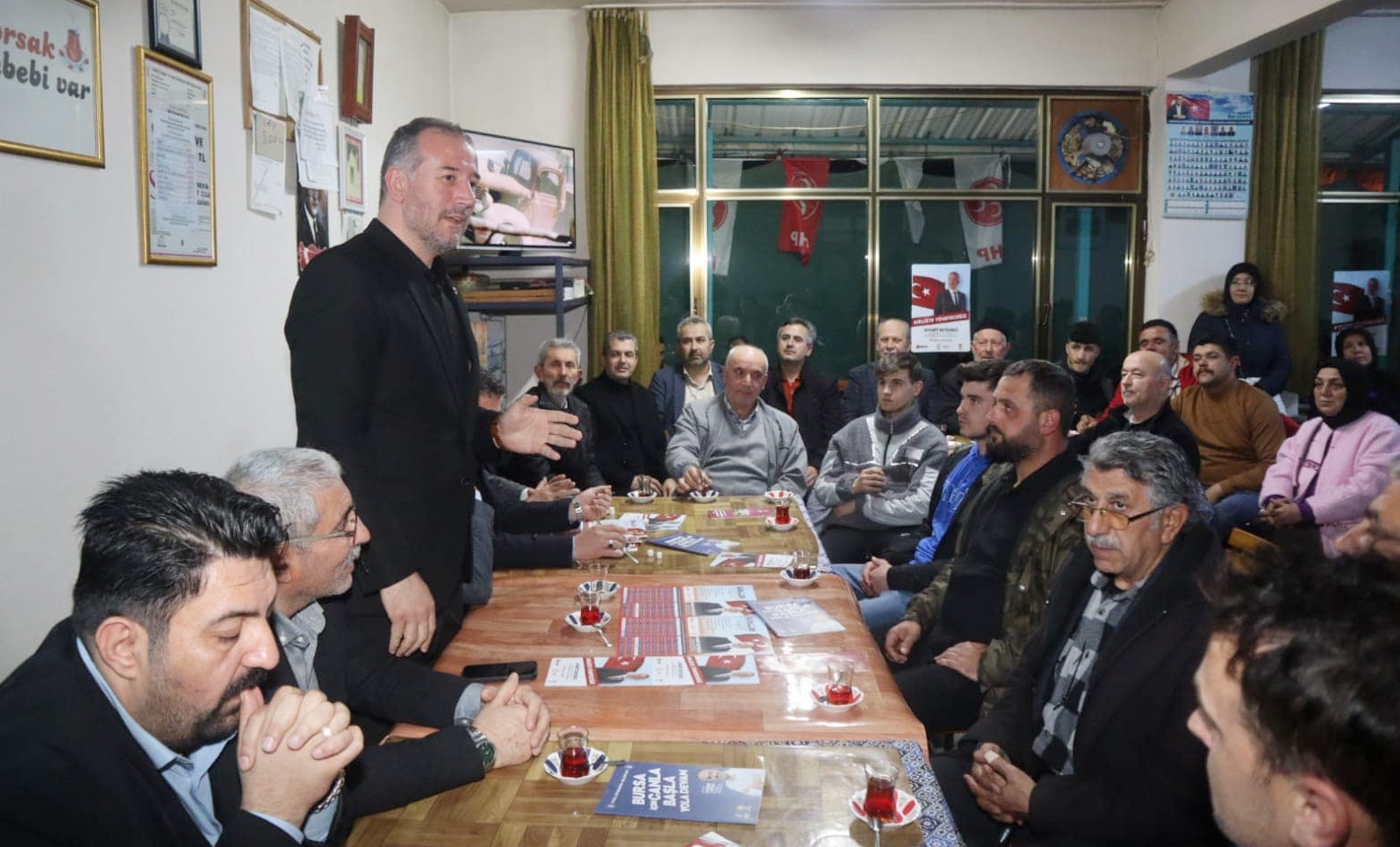 ‘ÖNDEYİZ, KARARLIYIZ, GÜÇLÜYÜZ’