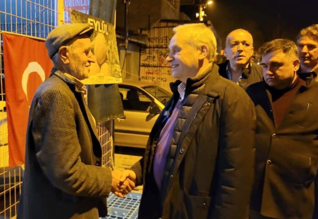 ‘MUSTAFAKEMALPAŞA’YA SATAN DEĞİL BAKAN GELİYOR’