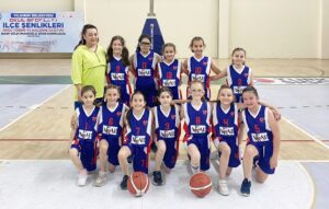 KIZLAR POTADA ÇEYREK FİNALİ GARANTİLEDİ