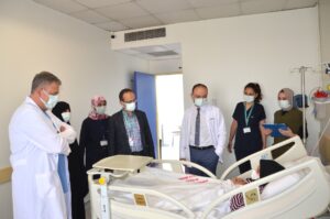 ANNESİNİN BÖBREĞİ İLE HAYATA TUTUNDU