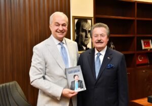 ESKİ DOSTLAR BULUŞTU