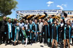 İBN-İ SİNA’DA DİPLOMA COŞKUSU