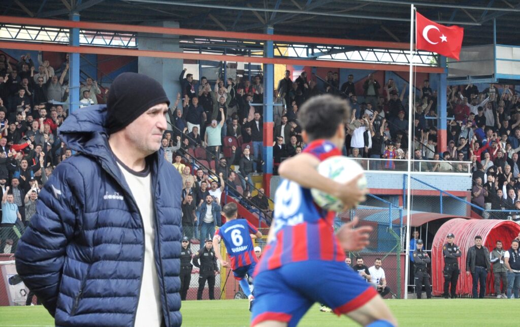 PAŞA’YI ‘YERLİ İMPARATOR’ ATEŞLEDİ