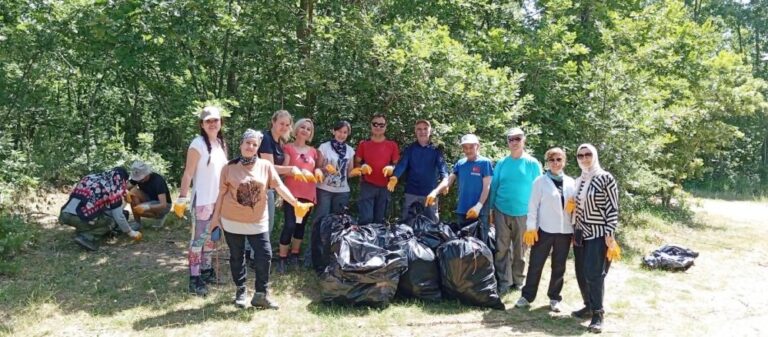 ÇEVRE GÜNÜ’NDE ÇÖP TOPLADILAR