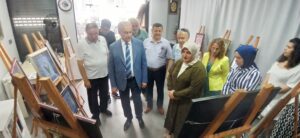 EBRU VE KAT’I ‘DERUN’ SERGİDE BULUŞTU