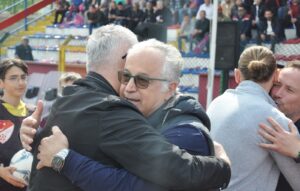 ESKİ ‘İMPARATOR’A YENİ TAKIM