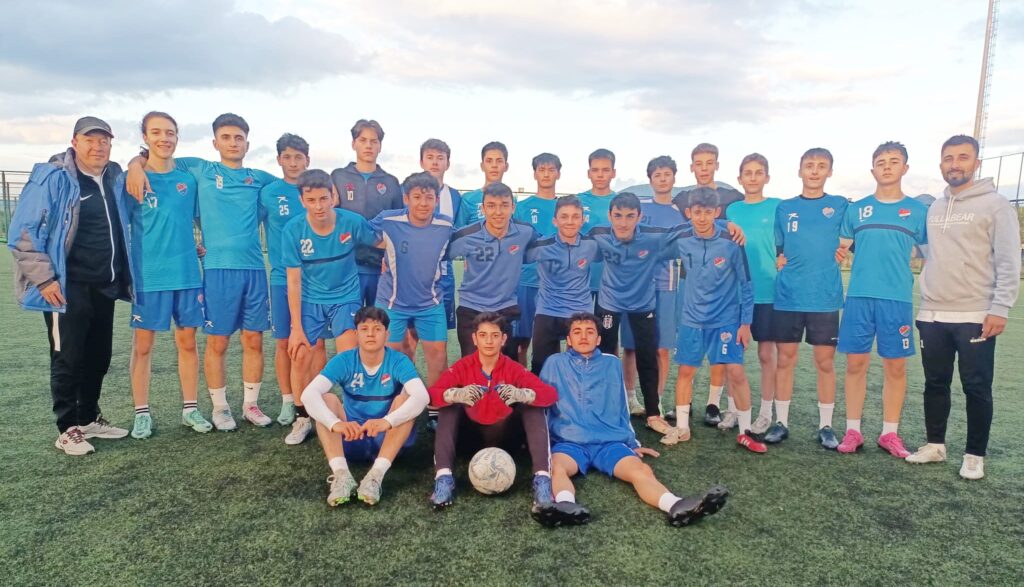 PAŞA’NIN GELECEĞİ GENÇLERDE