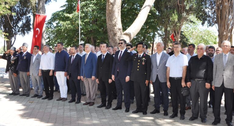 15 TEMMUZ ŞEHİTLERİ DUALARLA ANILDI