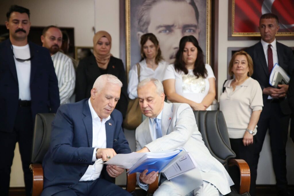 ‘ÇİFTÇİNİN ÜRÜNÜ TARLADA KALMAYACAK’