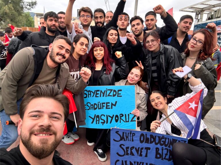 CHP GENÇLİĞİNDEN ANLAMLI ETKİNLİK