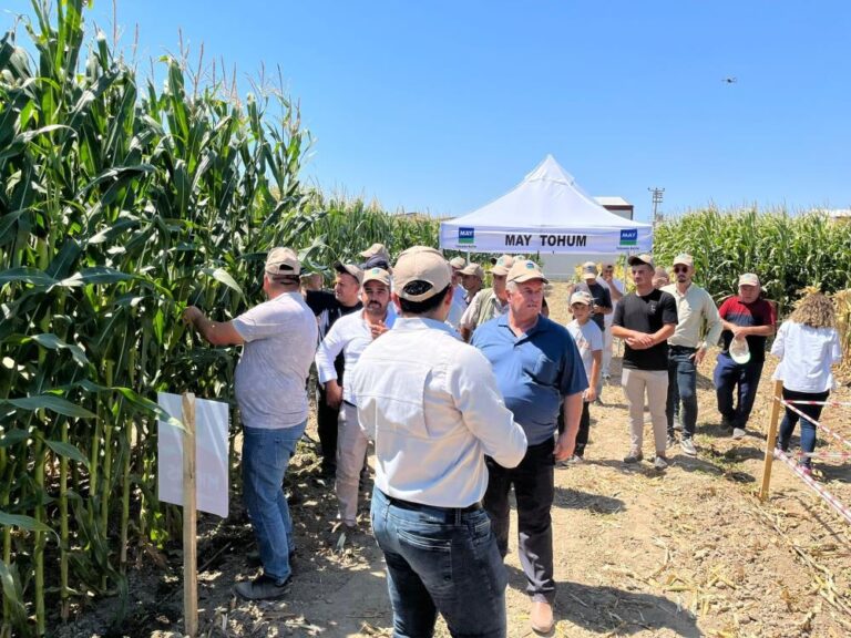 MAY TOHUM’DAN ÇİFTÇİ BULUŞMASI