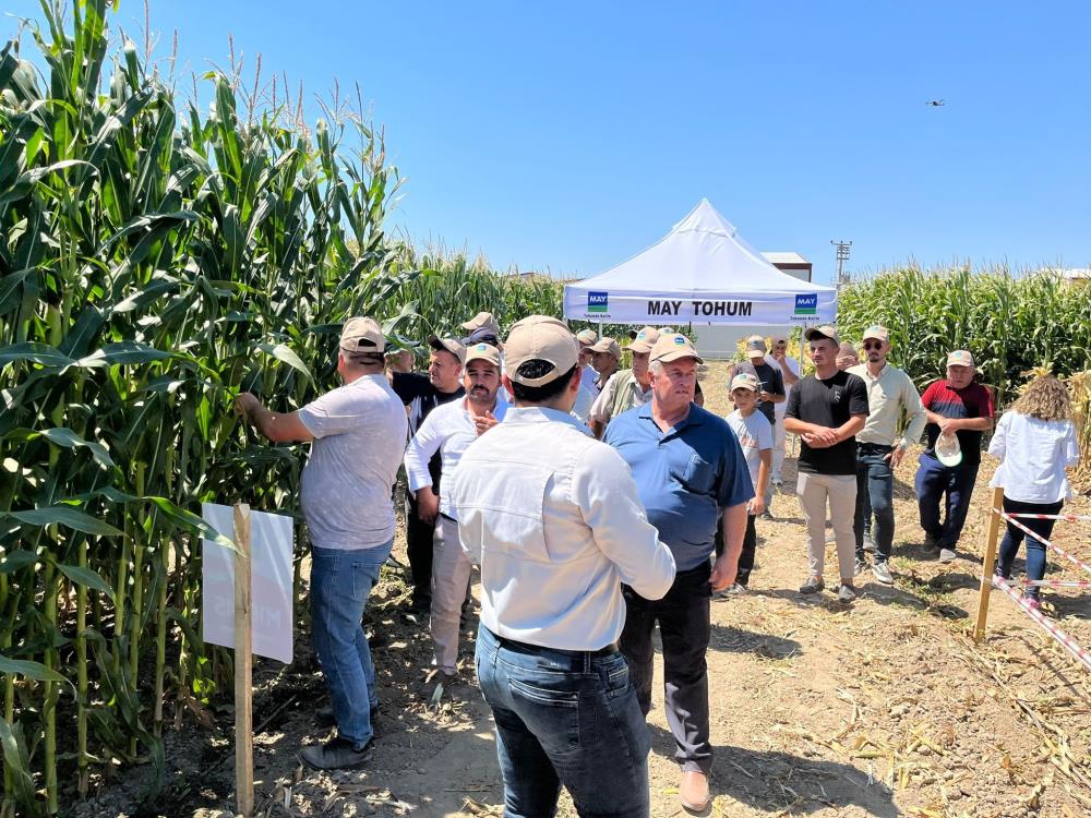 MAY TOHUM’DAN ÇİFTÇİ BULUŞMASI