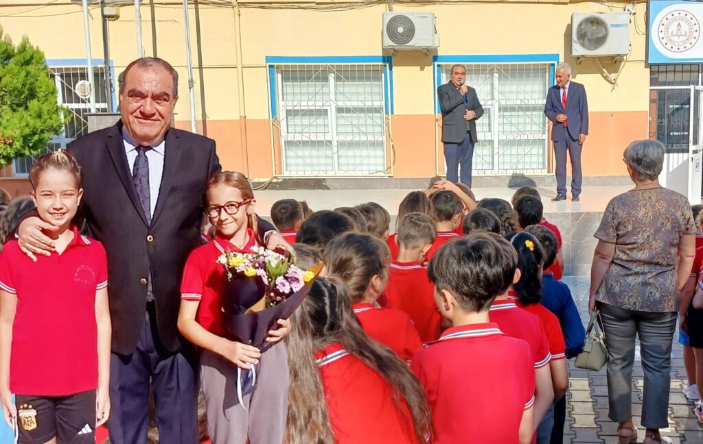 İLK DERS ZİLİ KAYMAKAM’DAN