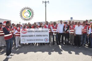 KARINI ARTTIRAN EKER’DE İŞÇİLER EYLEMDE