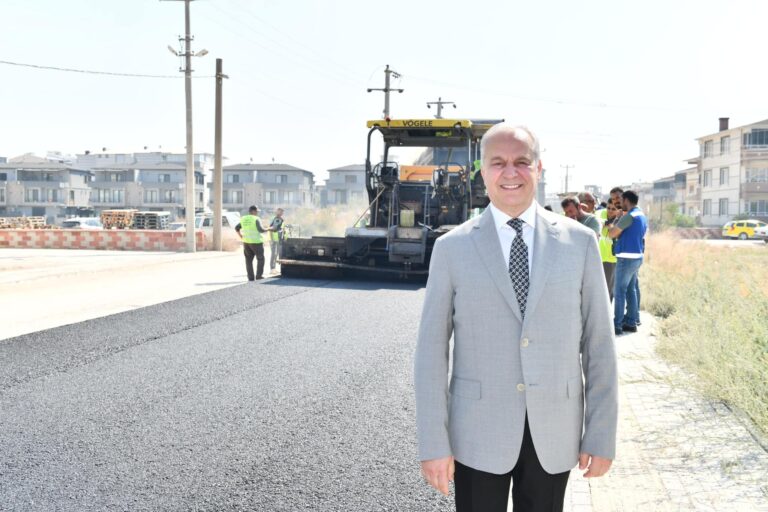 ÜSTYAPI ÇALIŞMALARI HIZLANDI