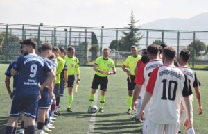 ÇIRPAN VE ROMAN’IN BOYNU BÜKÜK KALDI