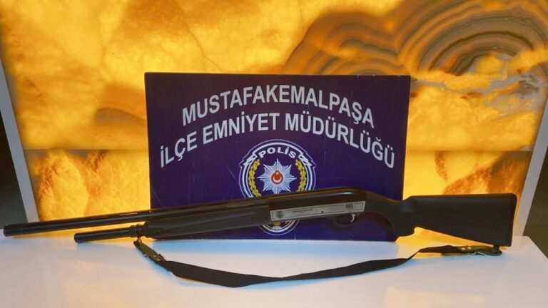 EMNİYET ‘SİLAH ŞOVUNA’ GEÇİT VERMEDİ