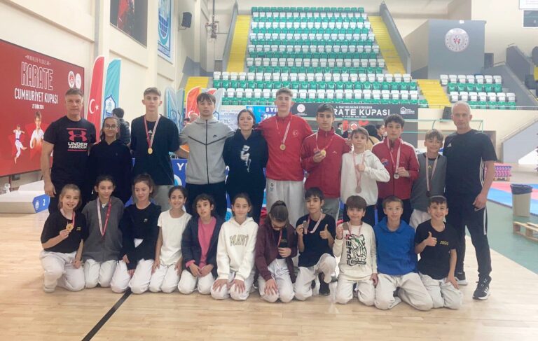 KARATE’DE ‘CUMHURİYET’ ZAFERİ