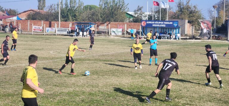 KUMKADI TURNUVASI DOLUDİZGİN SÜRÜYOR